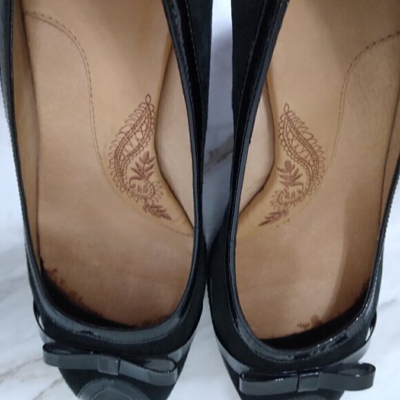 Sofft | Black Leather Suede Peep Toe 3" Pump | Size 9.5 M - Picture 7 of 11